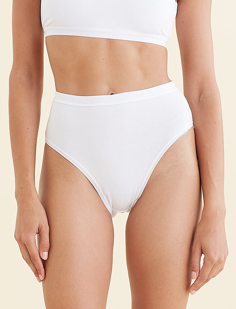 THE BEST FITTING PANTY IN THE WORLD - NEW - M / 6 - WHITE 100% COTTON BIKINI